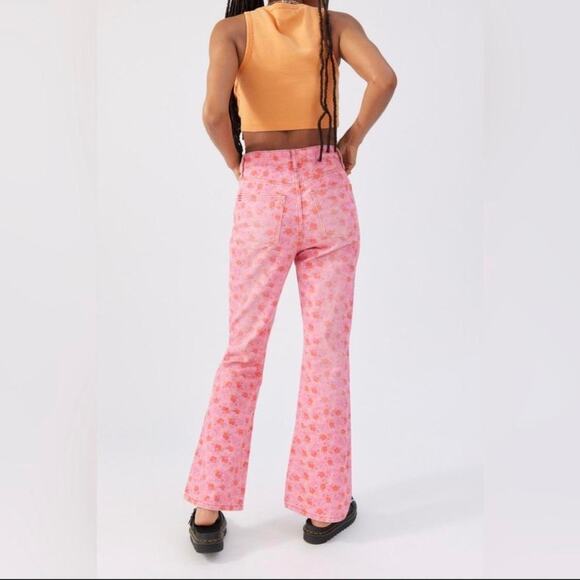 NEW BDG Urban Outfitters High-Rise Flare Denim in Pink/Rose Floral NWT - Size 24 - Picture 4 of 10